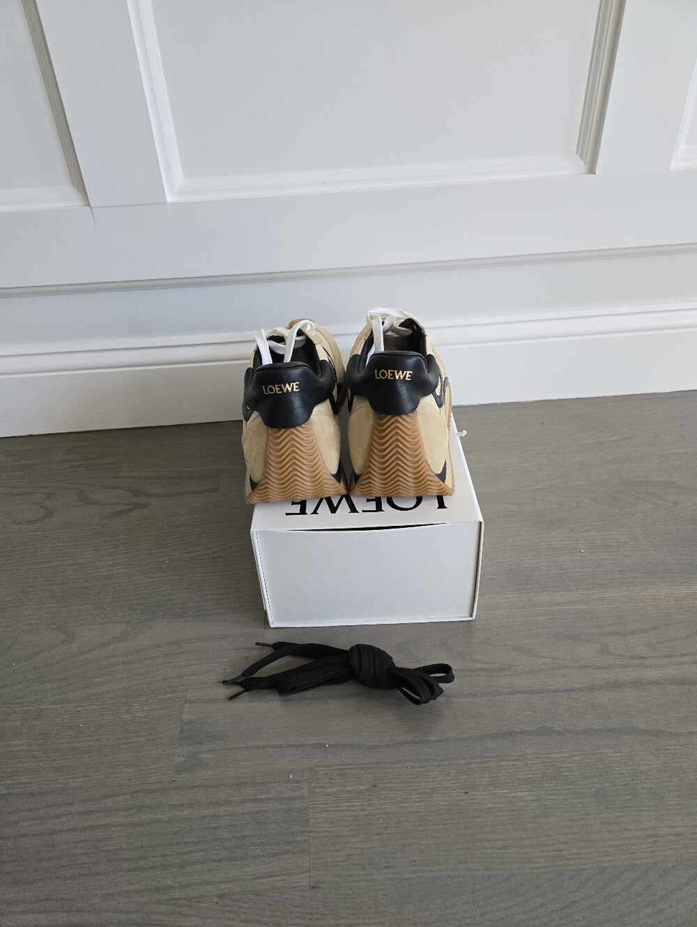 $890 LOEWE Flow Runner 2.0 Suede Nylon Sneakers Beige EU 45 US 12 BNIB - Picture 15 of 15